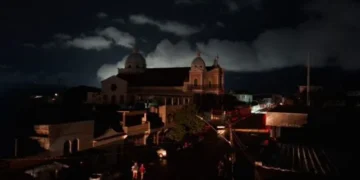 Apagão atinge cidades do Amazonas; distribuição de água também é afetada